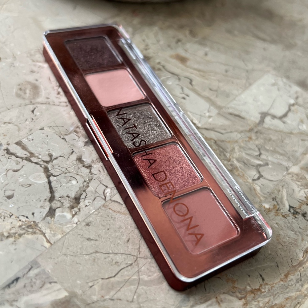 Natasha Denona ~ Mini Zendo Eyeshadow Palette - Rose and Taupe Hues